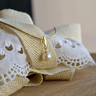 pendentif perle or 18 carats