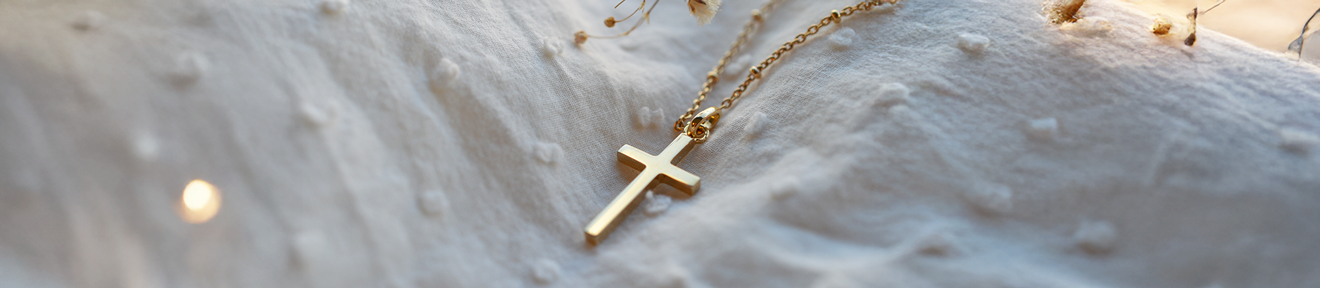 NOS BIJOUX DE COMMUNION